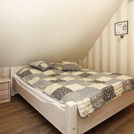 Semi-detached House Backbord - Dos08166-l *